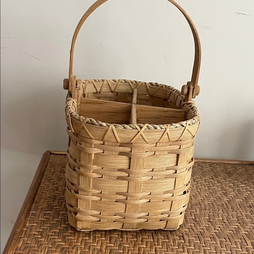Artisan vintage hand
